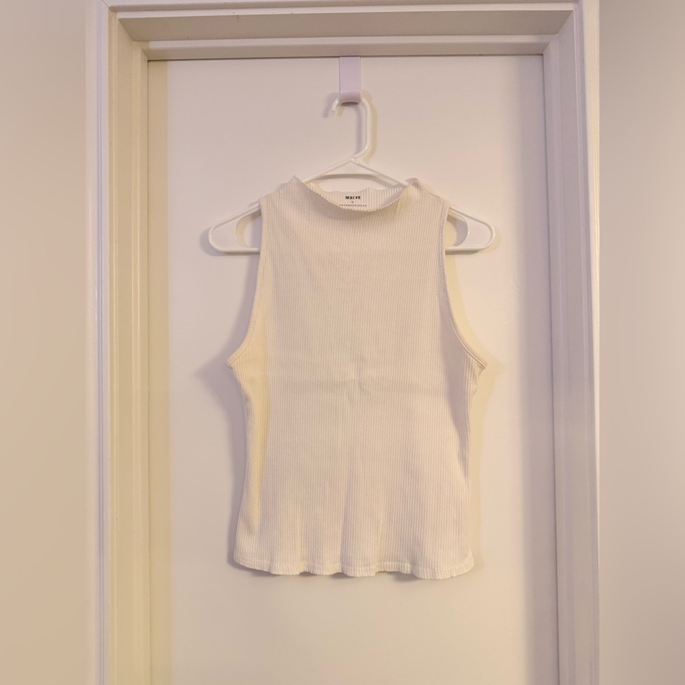 Alicia Mock Neck Tank - Picture 2 of 6